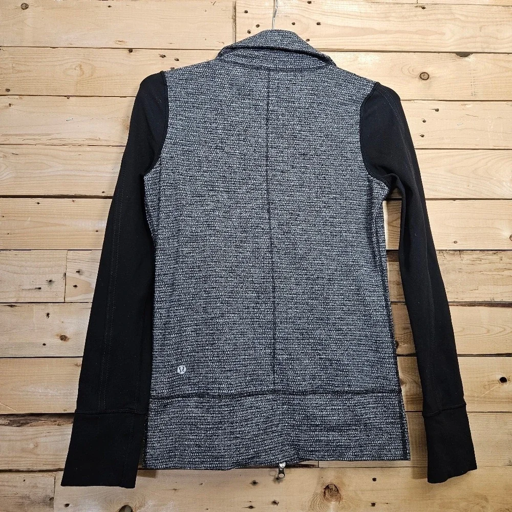 LULULEMON Daily‎ Yoga Jacket Coco Pique 4